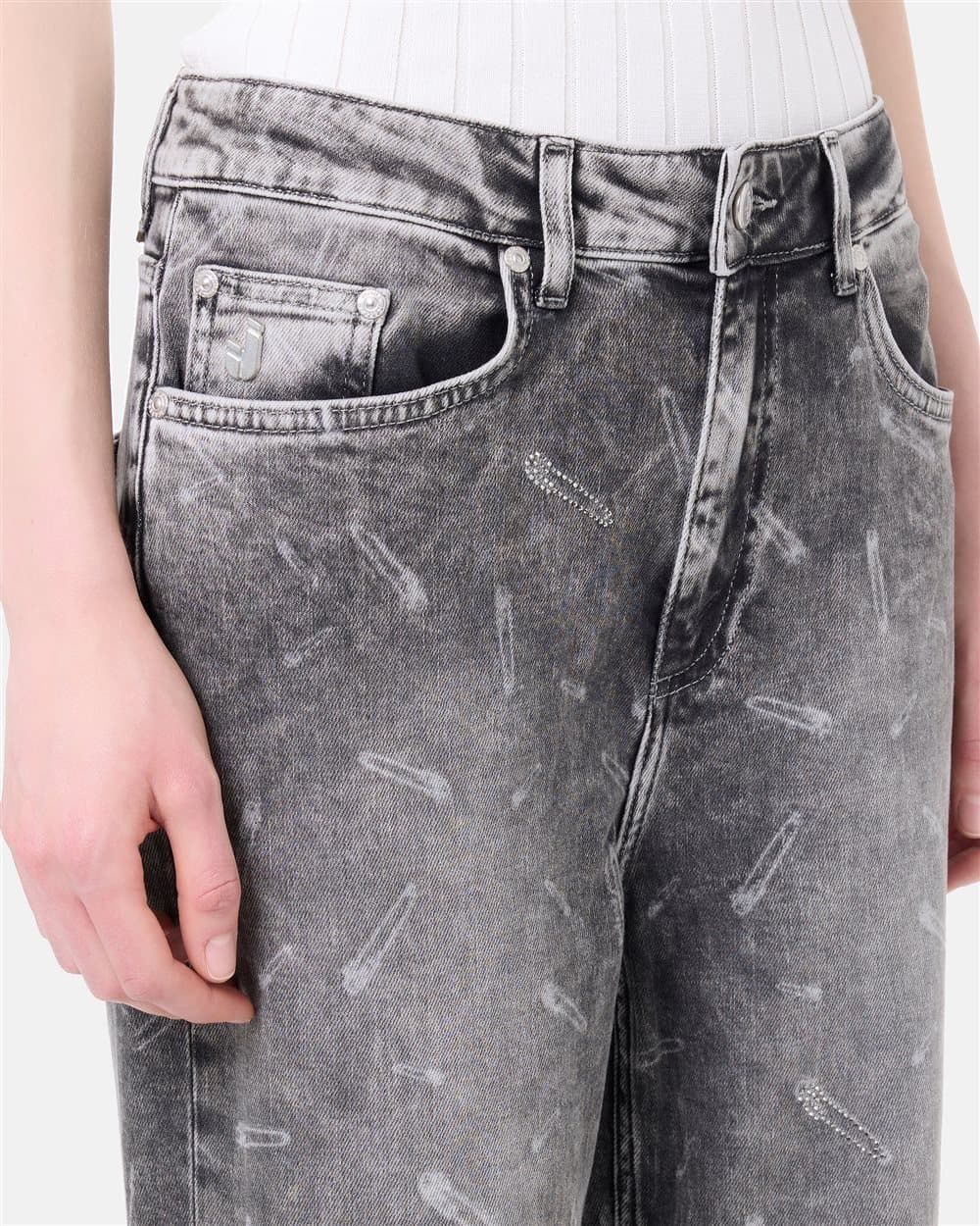 Gray degradable cotton denim 5-pocket pants with a straight fit 3